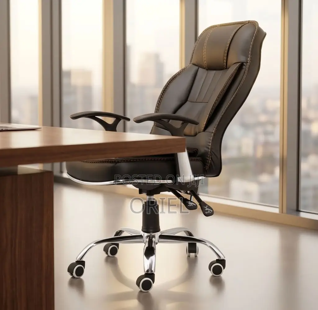 Office Chair : Generic Black Leather Chair