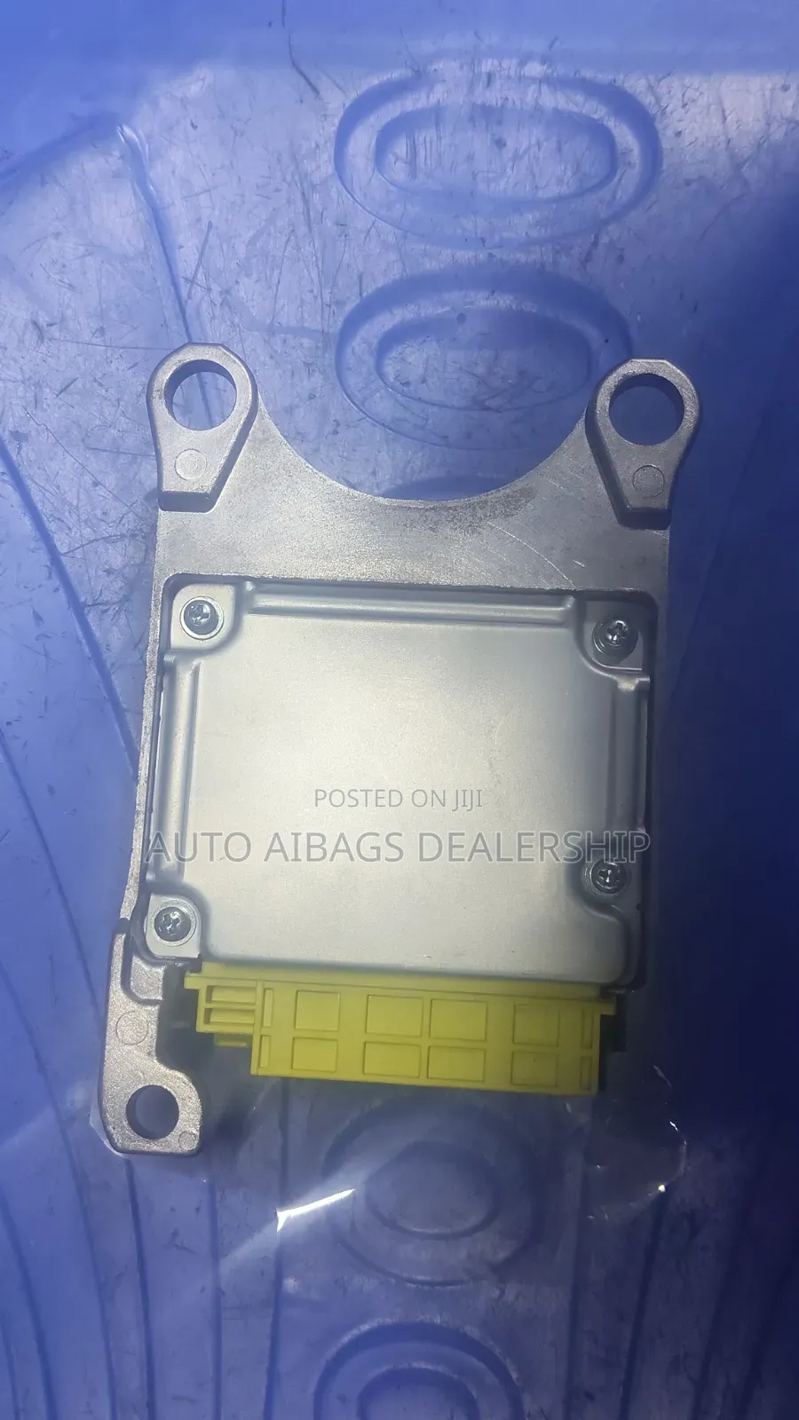 Axio 161model 2014 SRS Airbag Module Control Computer.