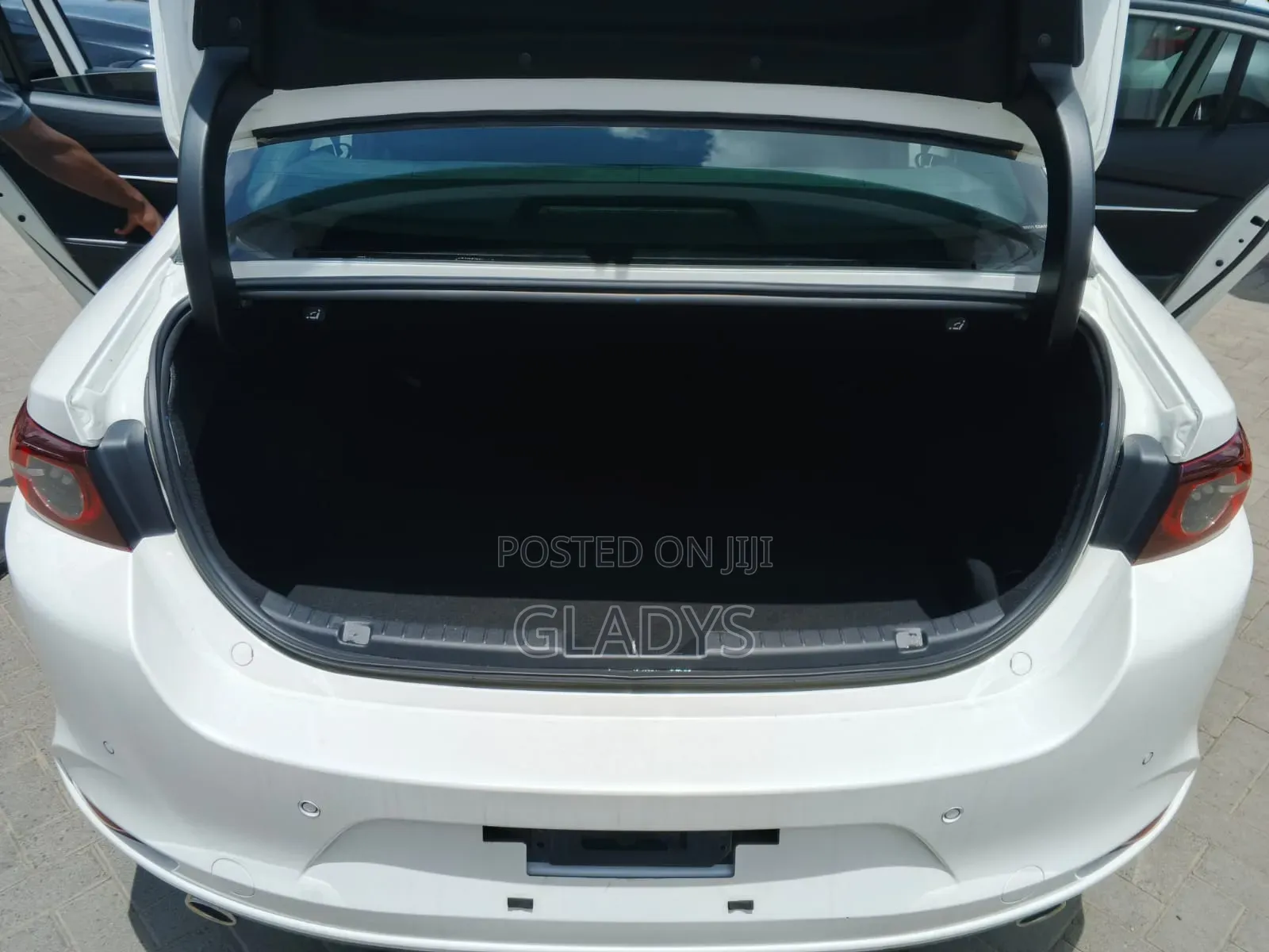 Mazda 3 2019 White