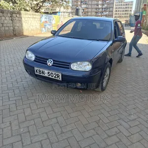 Volkswagen Golf 2004 Blue