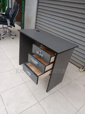 Modern Office Desk