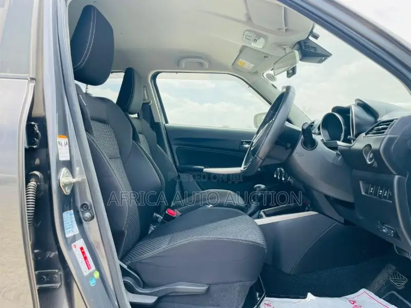 Suzuki Swift 2019 Gray