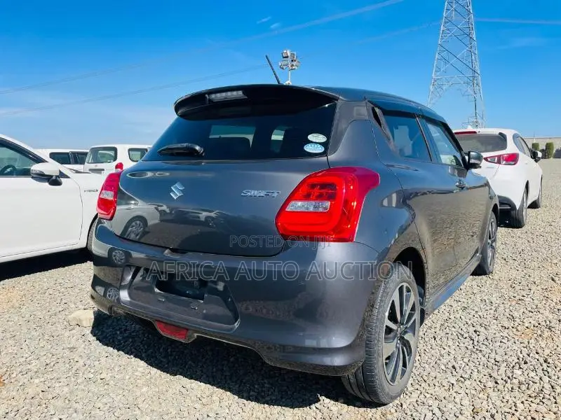 Suzuki Swift 2019 Gray