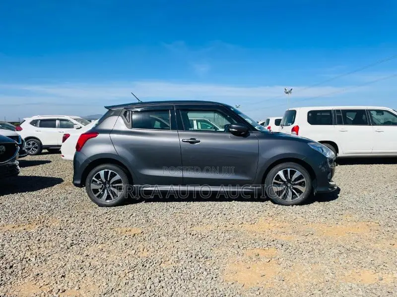 Suzuki Swift 2019 Gray