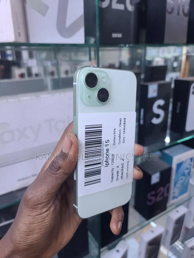 Apple iPhone 15 128 GB Green - thumbnail 2