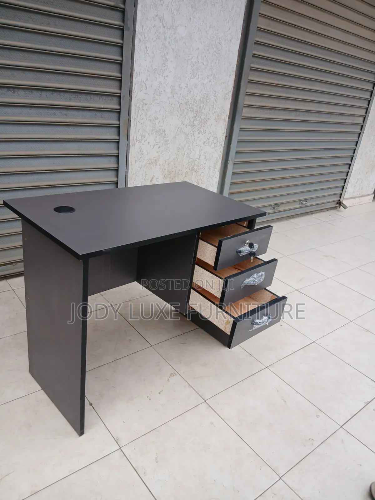 Office Desk
