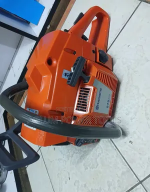 Husqvarna 272xp Powersaw 45cm Blade Length