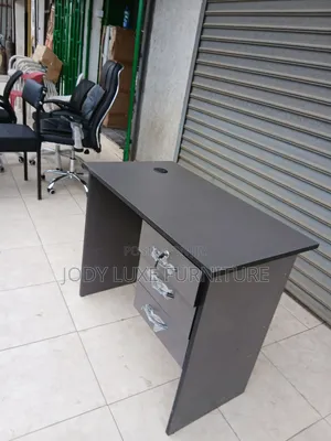 Modern Office Desk