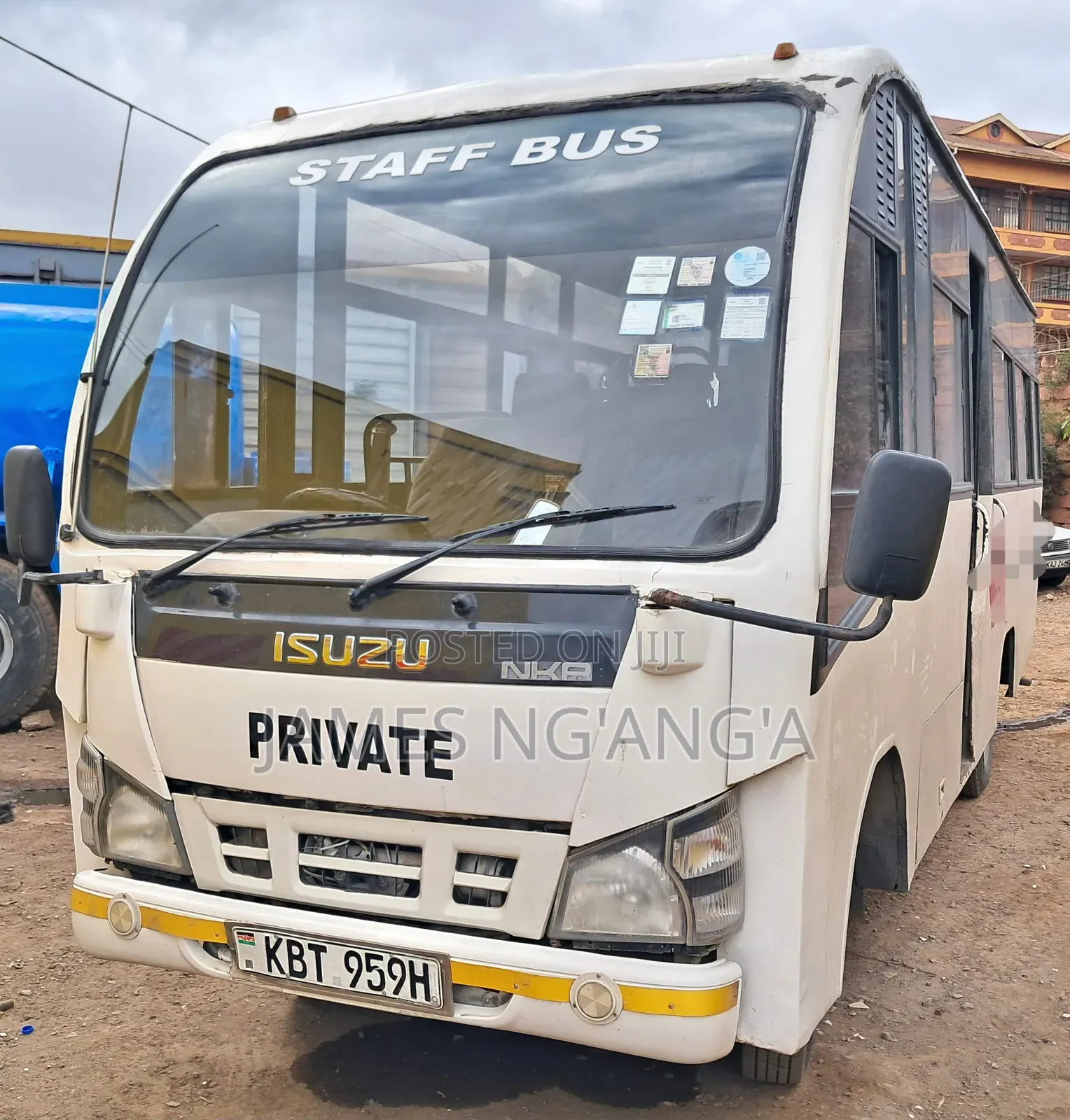 Isuzu Std 4240 2011 White