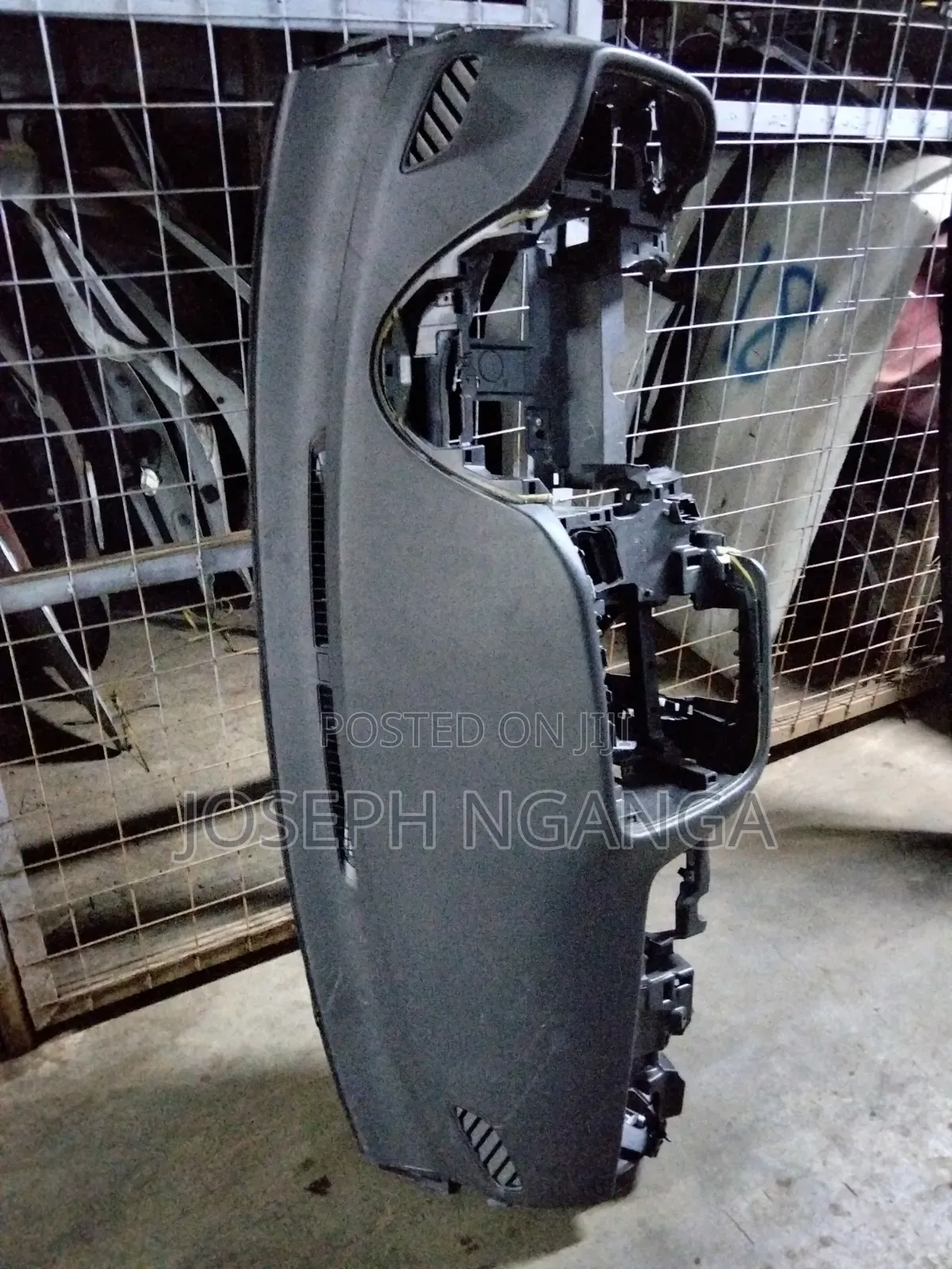 Mistubishi Outlander New Dashboard Airbag
