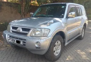 Mitsubishi Pajero 3.5 V6 GDI Elegance Automatic 2005 Silver