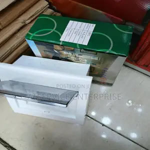 CONSUMER UNIT BOX Circuit Breaker Distribution Box 4-6 Way