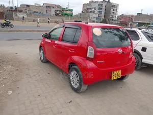 Toyota Passo 2015 Red