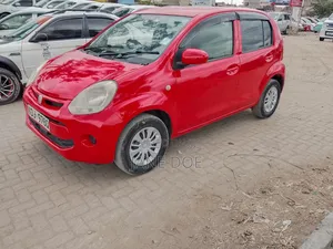 Toyota Passo 2015 Red