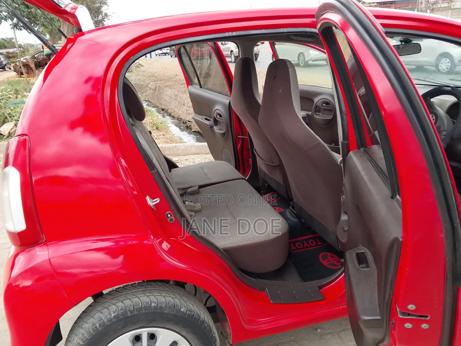 Toyota Passo 2015 Red