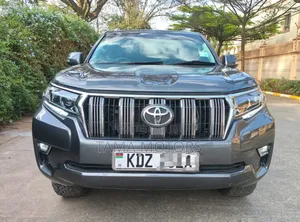 Toyota Land Cruiser Prado 2021 Gray
