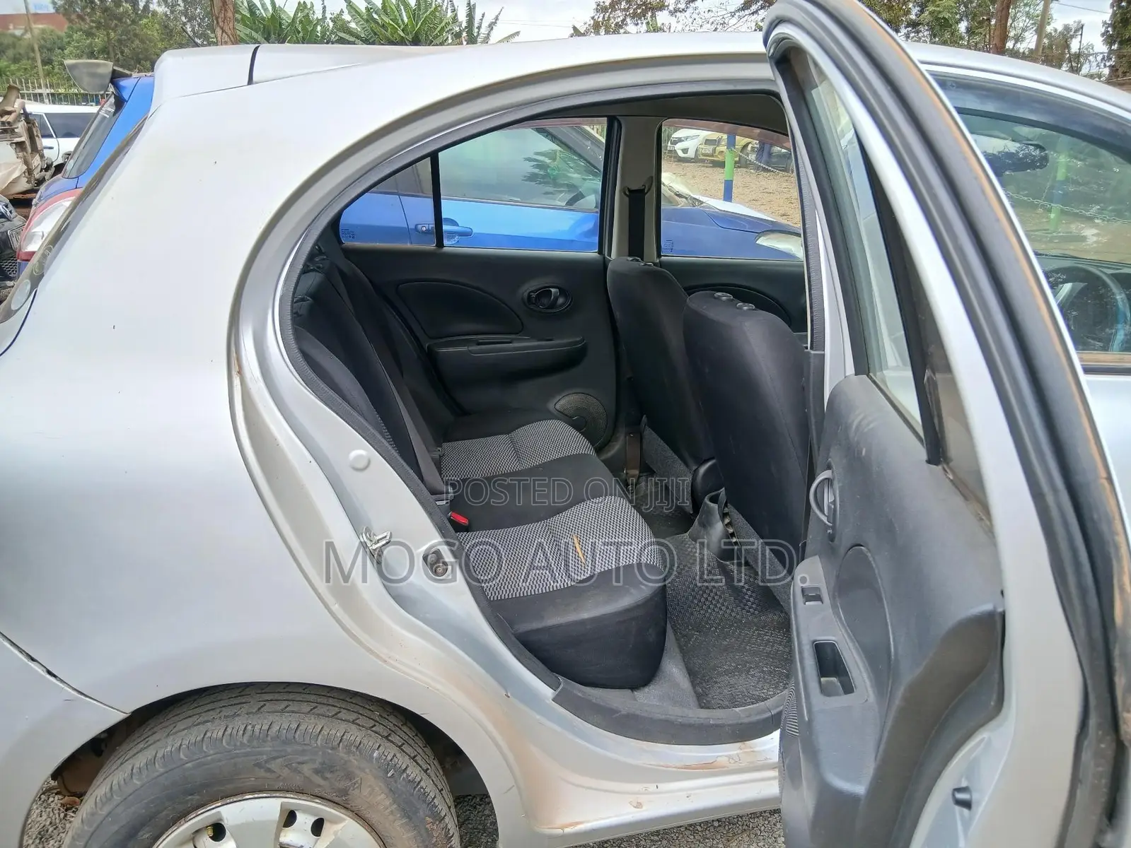 Nissan March 2015 Silver