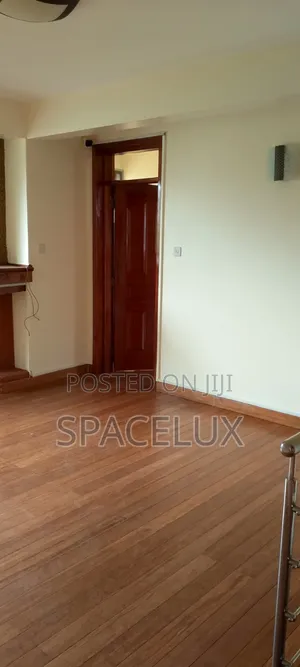 5bdrm Townhouse / Terrace in Lavington, Muthangari for rent