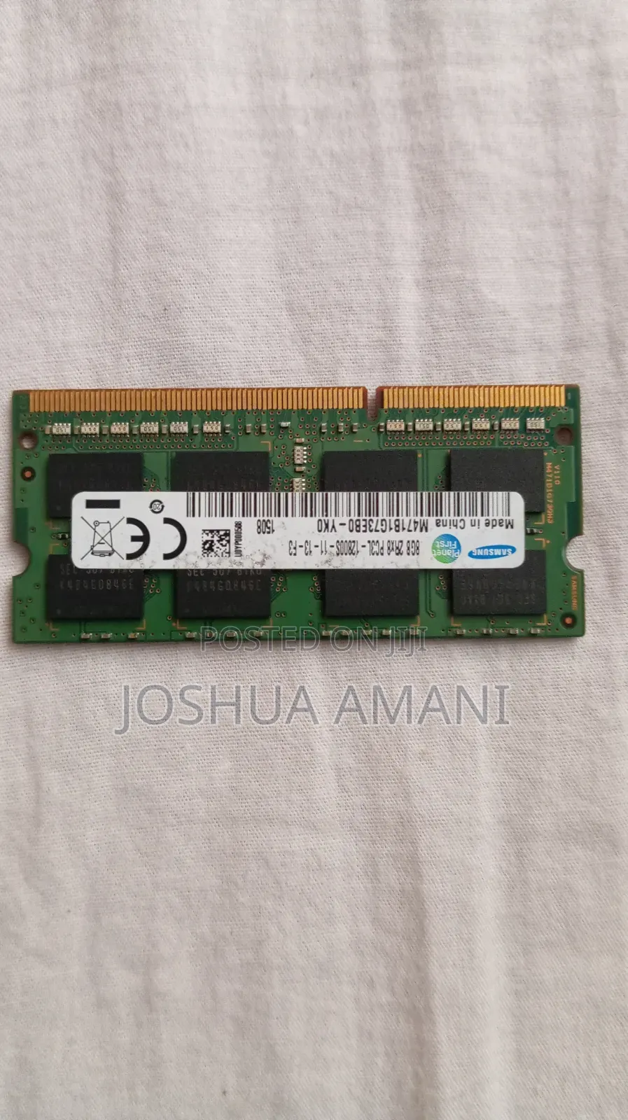 Selling a Samsung 8GB Laptop RAM Module.