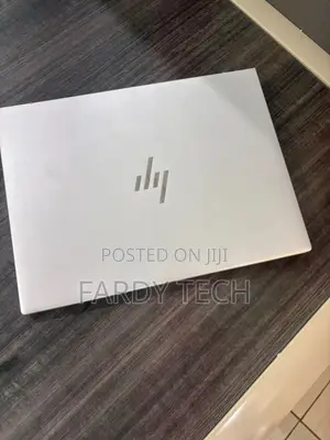 Laptop HP Dragonfly G3 32GB Intel Core i7 SSD 512GB