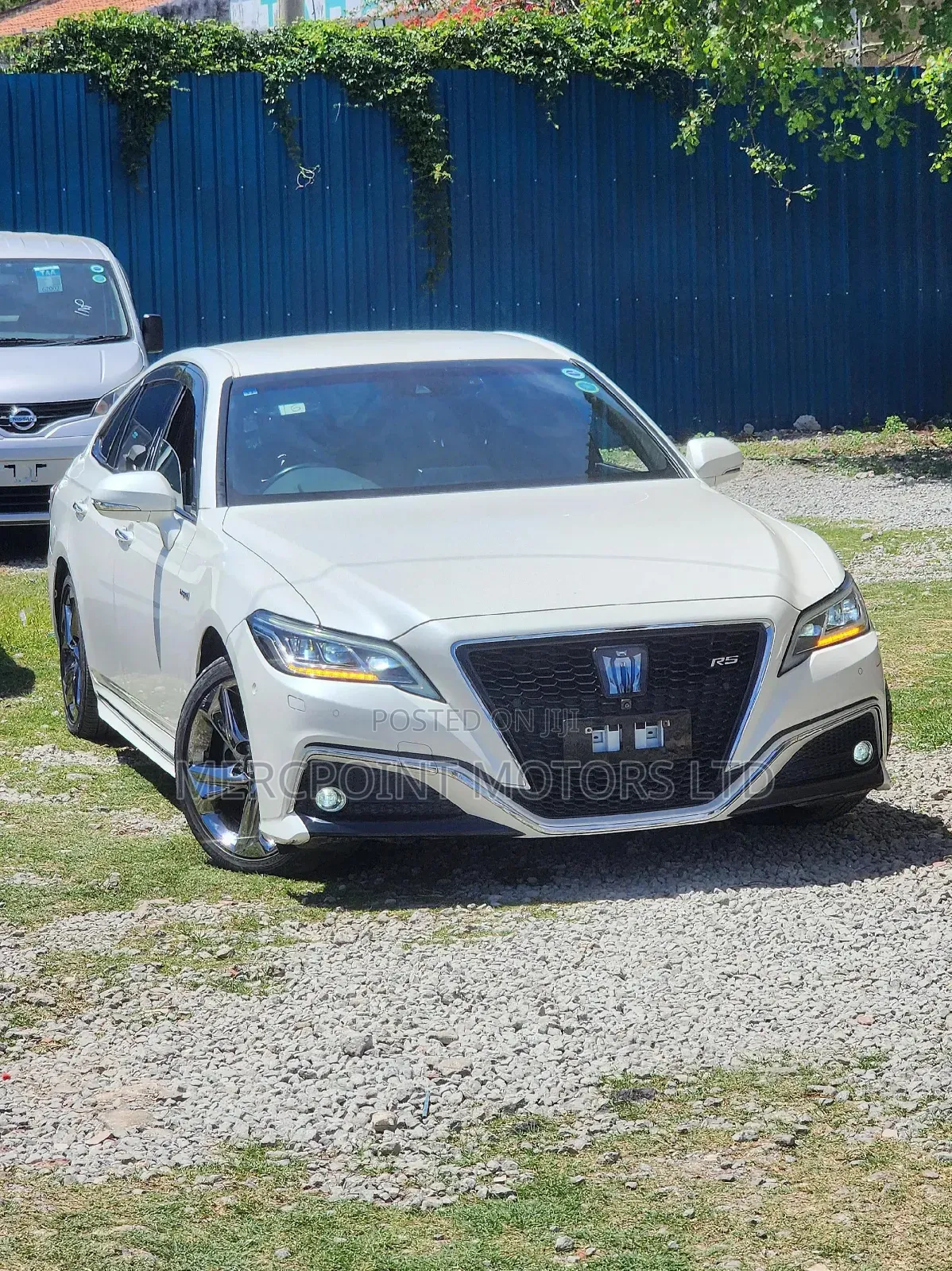 Toyota Crown 2019 White