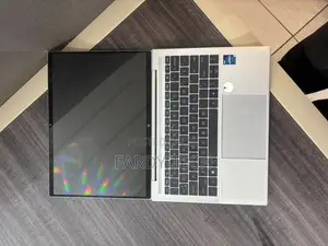 Laptop HP Dragonfly G3 32GB Intel Core i7 SSD 512GB