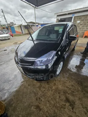 Toyota Vitz 2011 Black