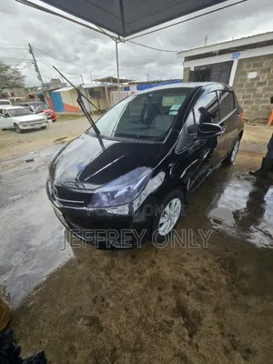 Toyota Vitz 2011 Black