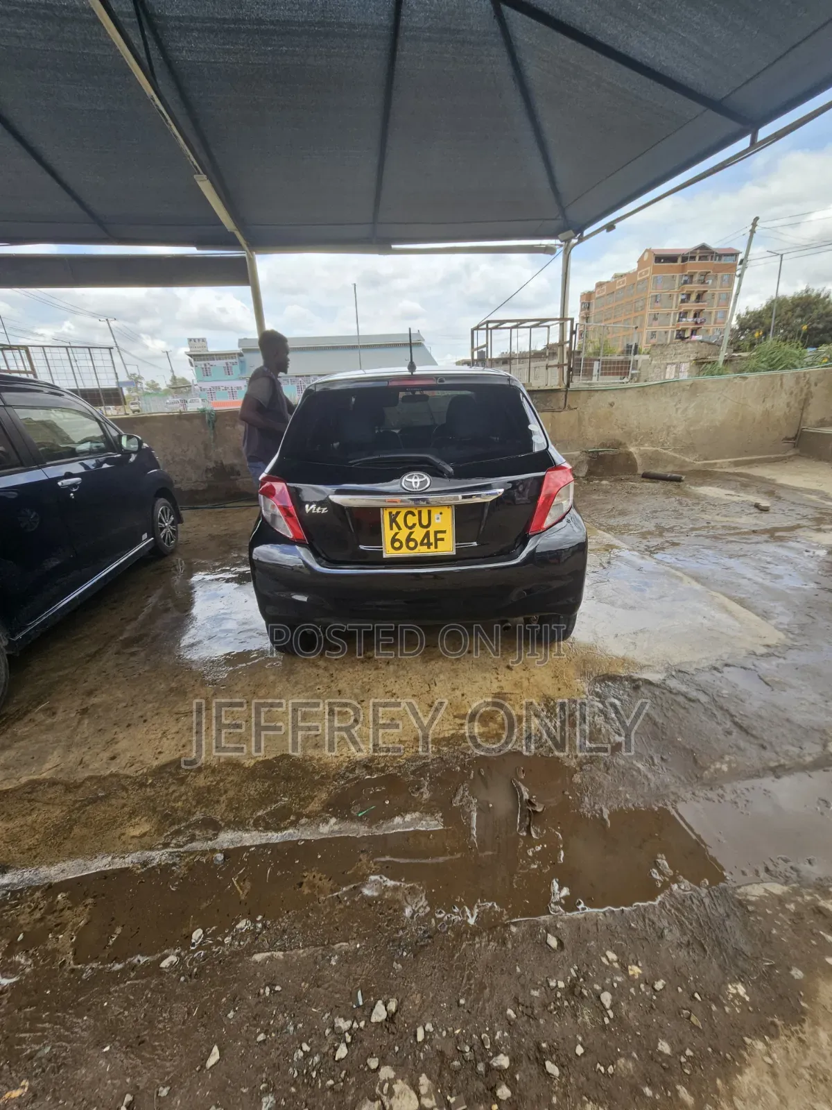 Toyota Vitz 2011 Black