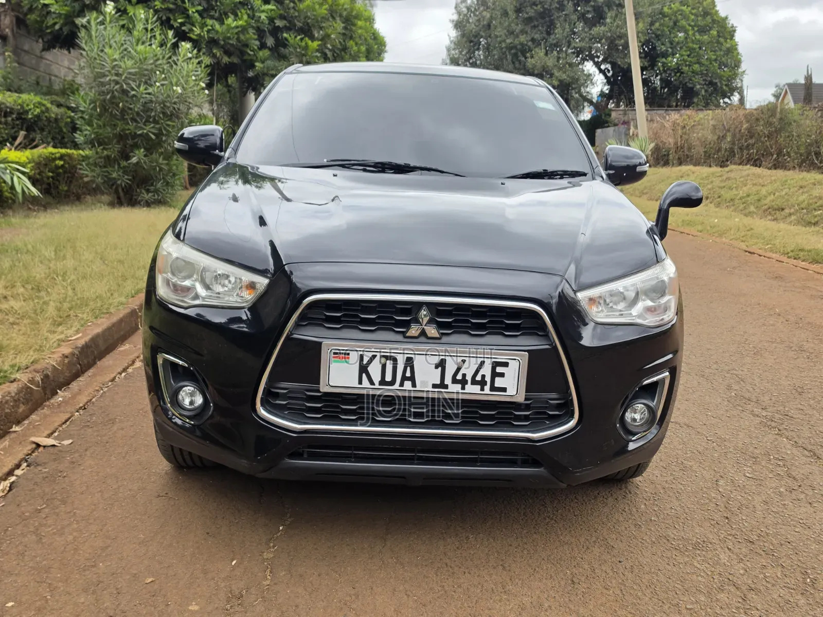 Mitsubishi RVR 2013 Black