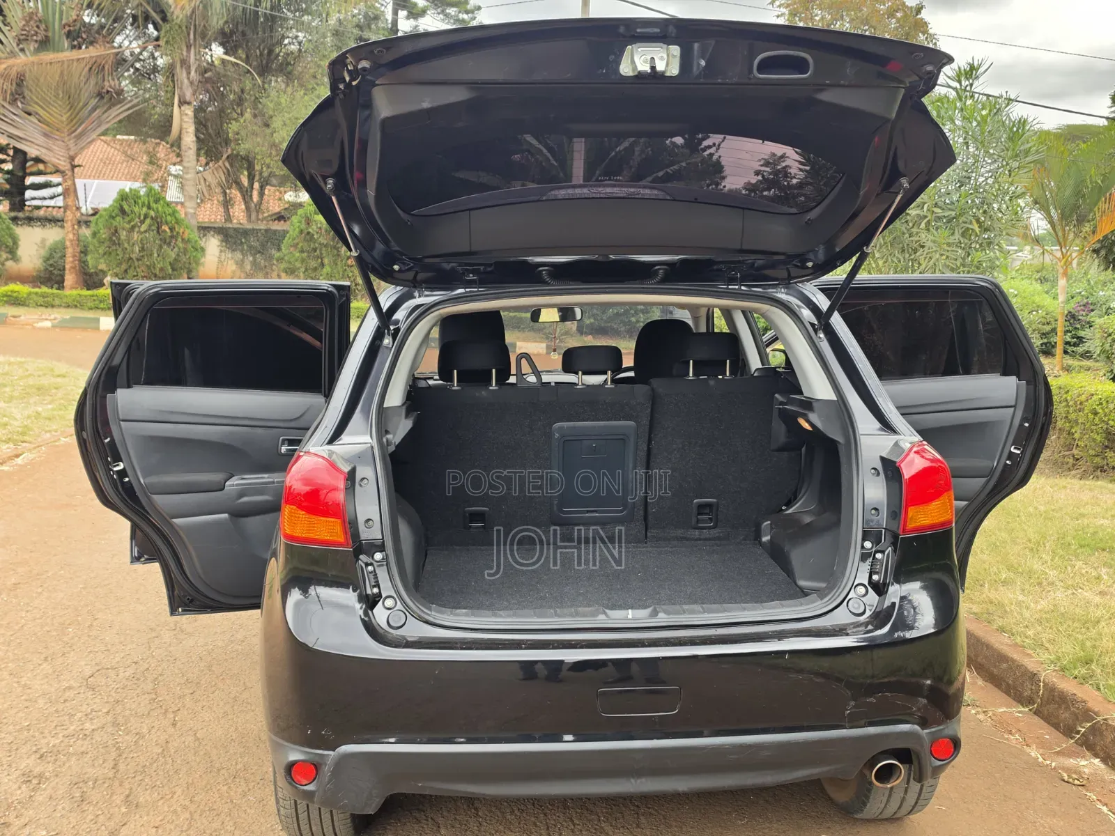 Mitsubishi RVR 2013 Black