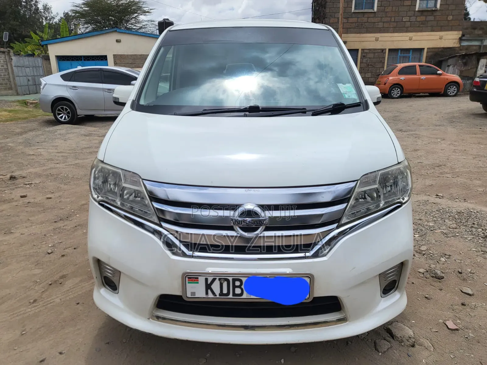 Nissan Serena 2012 White