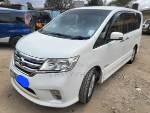 Nissan Serena 2012 White