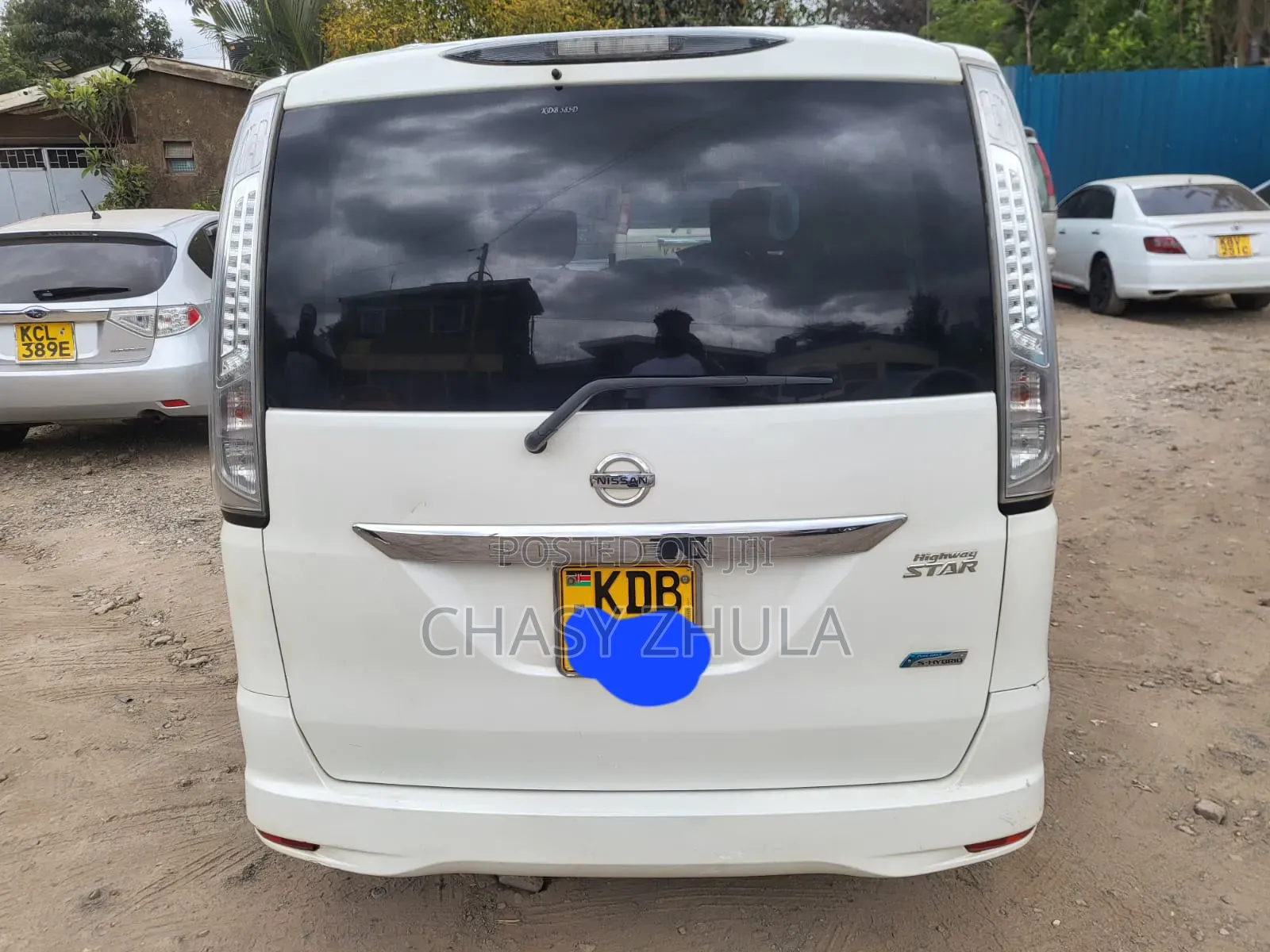 Nissan Serena 2012 White