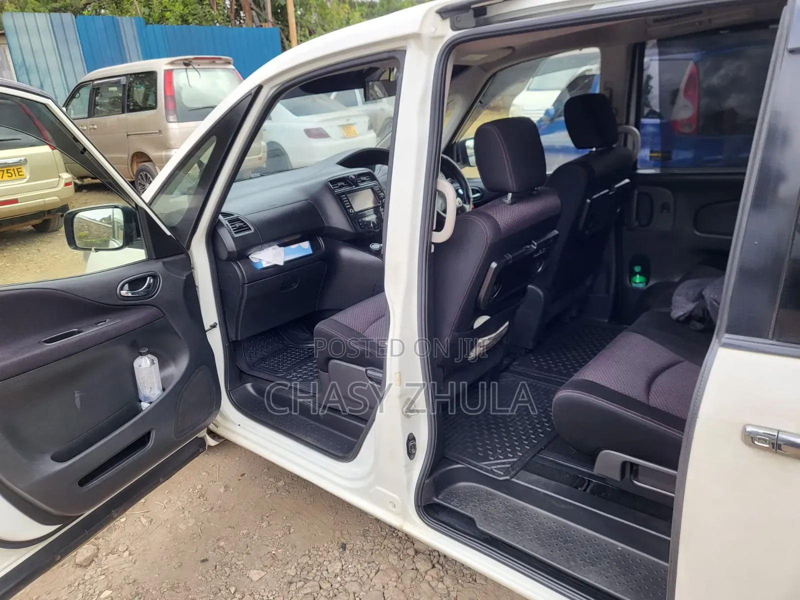 Nissan Serena 2012 White