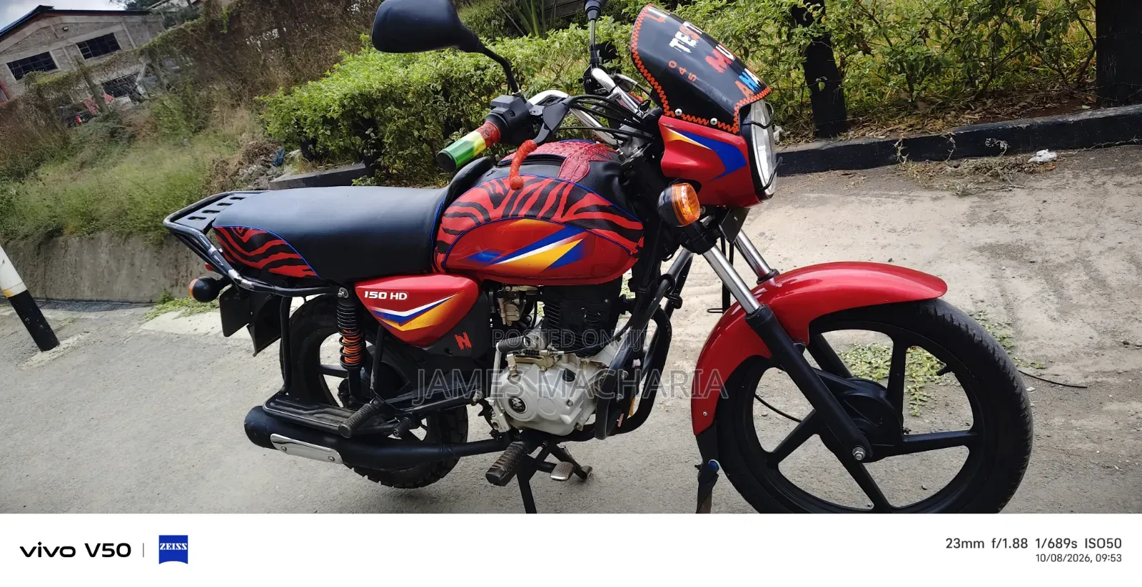Bajaj Boxer 150 UG 2025 Red