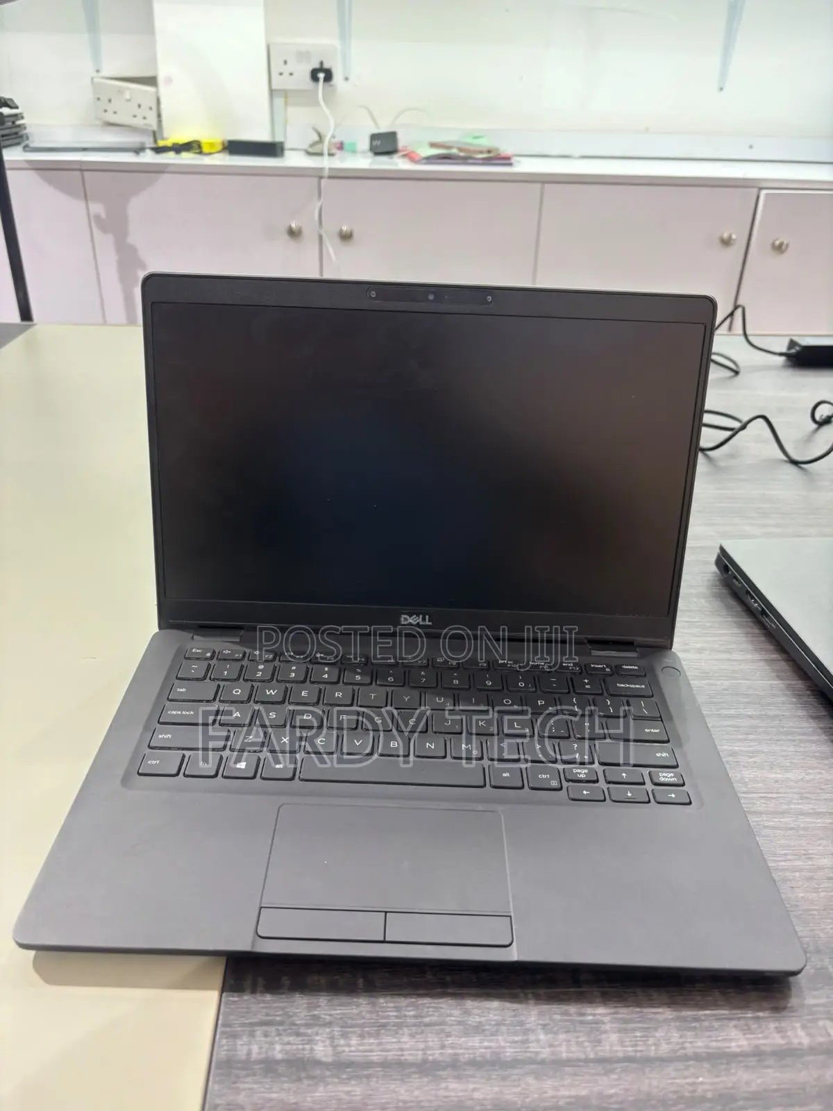 Laptop Dell Latitude 5300 8GB Intel Core i5 SSD 256GB