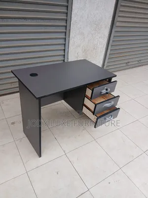 Modern Office Desk
