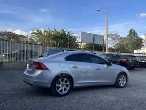 Volvo S60 T4 2015