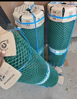 Poultry Plastic Mesh