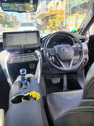 Toyota Harrier 2020 Black