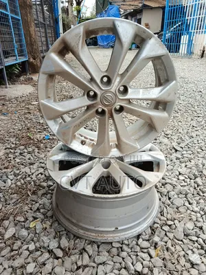 Tyre Rims for Nissan Cars