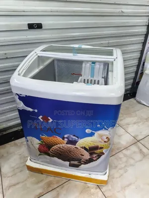 TLAC Showcase Ice Cream Freezer 156ltrs