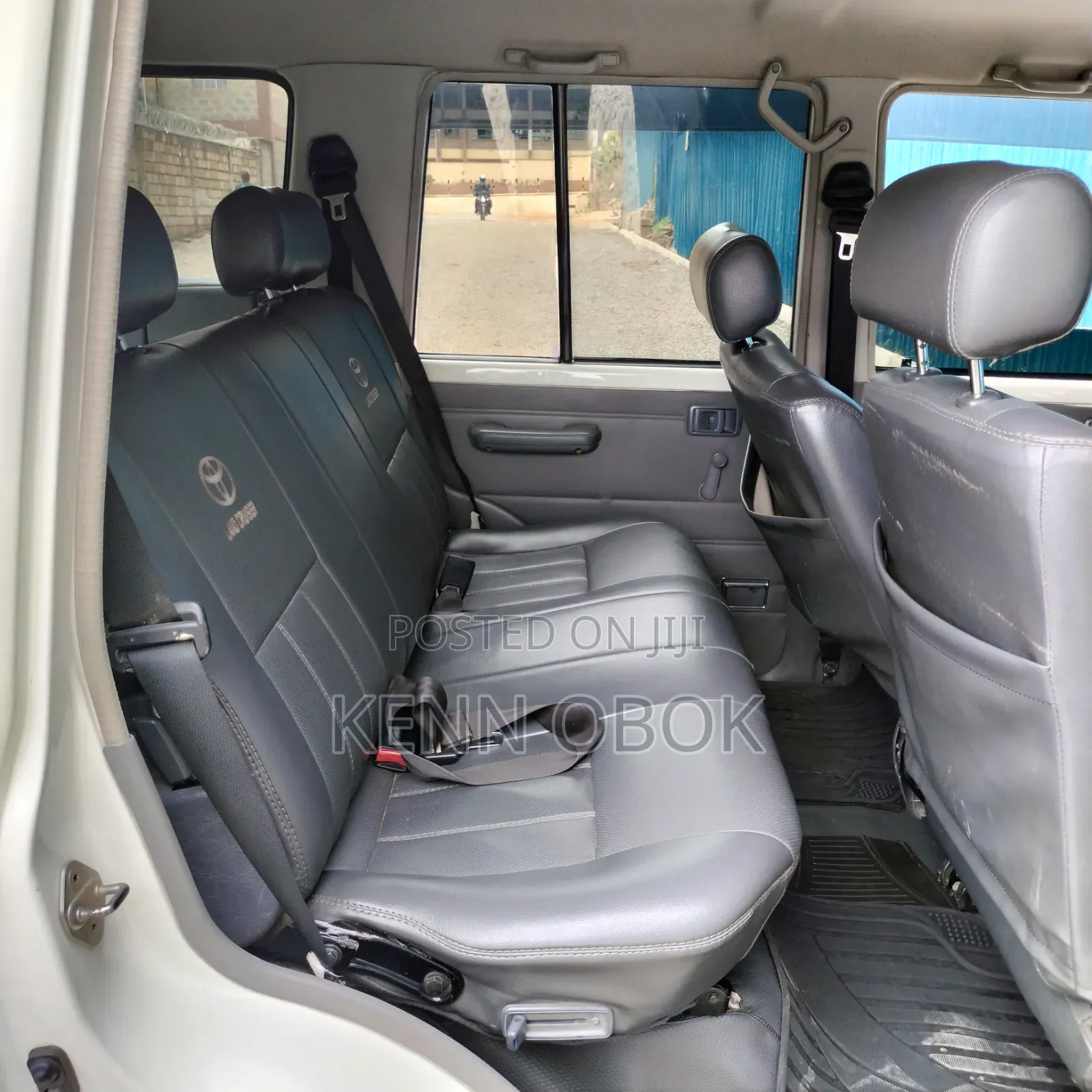 Toyota Land Cruiser 2016 White