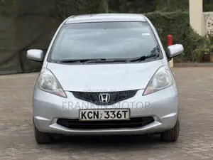 Honda Fit Automatic 2010 Gray