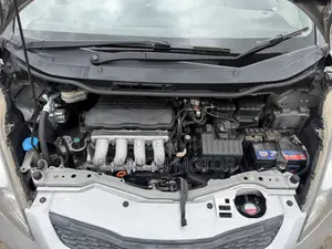 Honda Fit Automatic 2010 Gray