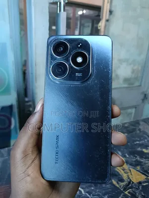 Tecno Spark 20 128 GB Blue