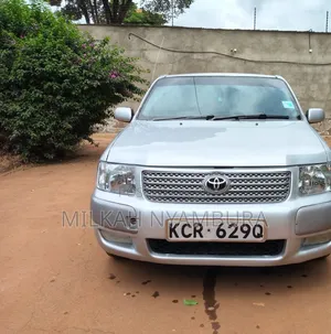 Toyota Succeed 2013 Silver