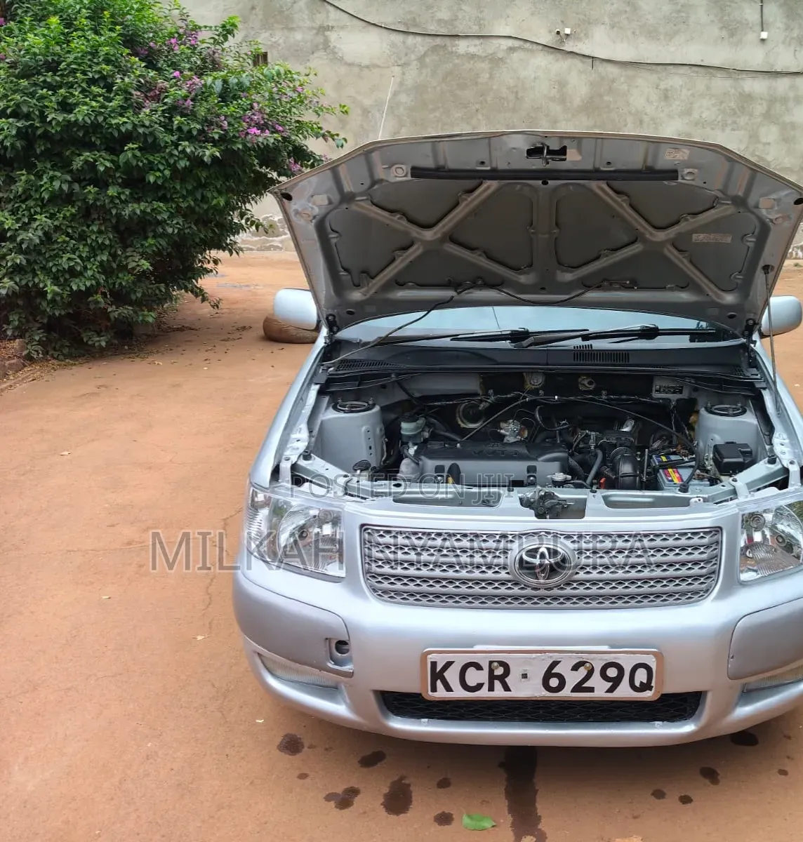 Toyota Succeed 2013 Silver