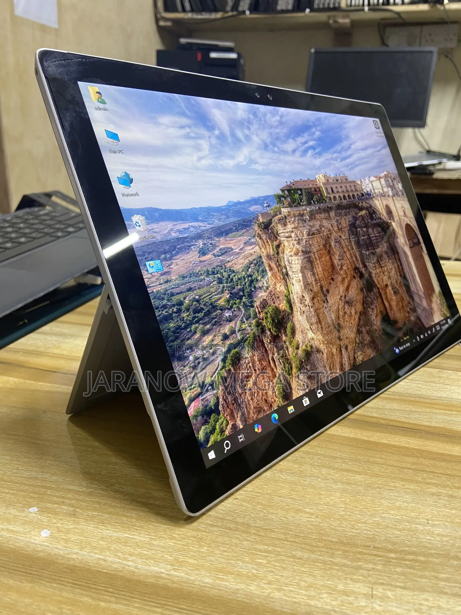 Laptop Microsoft Surface Pro 4 16GB Intel Core i7 SSD 256GB